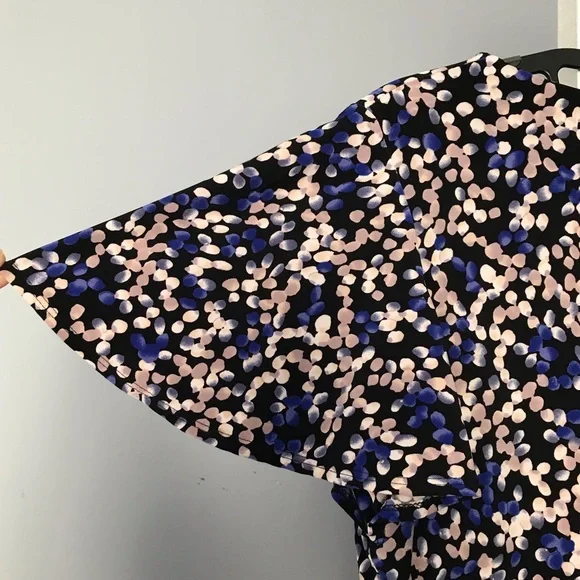 EUC Chaps Swing Dress • Size M • Flutter Sleeves and Fun print! - Picture 3 of 9